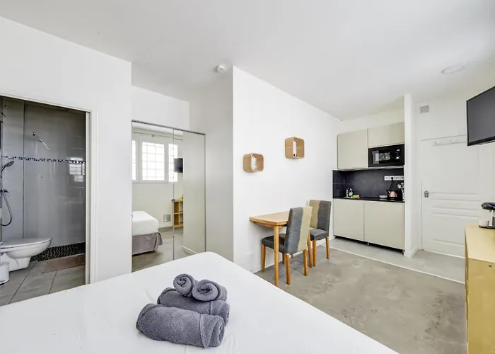 Cozy In The Heart Of Paris' 15th パリ