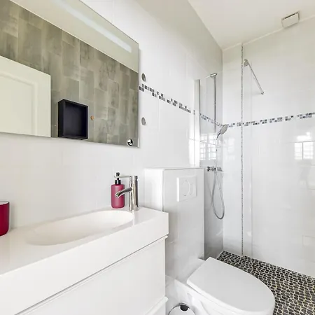 Cozy In The Heart Of Paris' 15th Apartment Paris