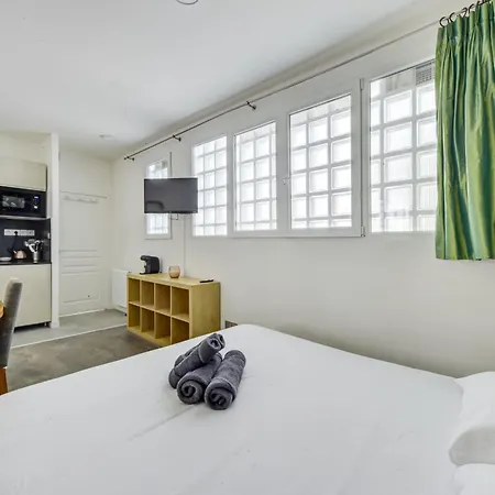 Cozy In The Heart Of Paris' 15th Apartment *